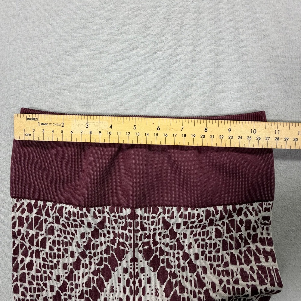 Fabletics Leggings Women XS Excellent Burgundy Geometric Seamless High Rise - Picture 4 of 9